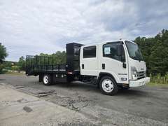 2027 Isuzu NPR-HD photo 1