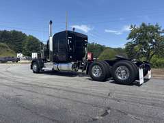 2027 Kenworth W900L photo 9