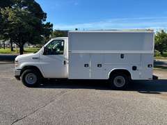 2026 Ford E350 photo 5