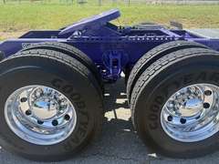 2027 Kenworth W900L photo 4