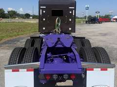 2027 Kenworth W900L photo 5
