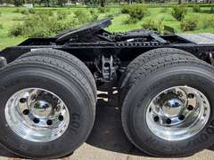 2027 Kenworth W900L photo 4