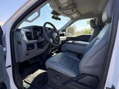 2026 Ford F450 photo 2
