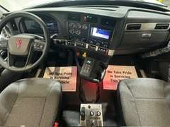 2027 Kenworth T880S PH photo 2