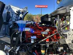 2027 Kenworth T880 photo 6