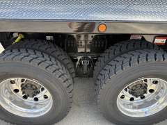 2027 Kenworth T880 photo 4