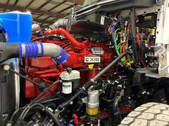 2027 Kenworth T880 photo 6