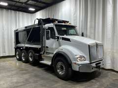 2027 Kenworth T880 photo 1