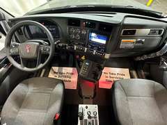 2027 Kenworth T880S PH photo 3