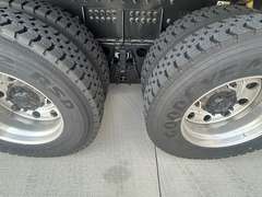 2027 Kenworth T880 photo 5