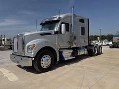 2027 Kenworth T880S PH photo 2