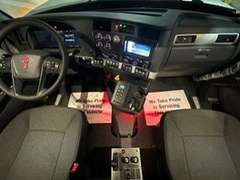 2027 Kenworth T880S PH photo 2