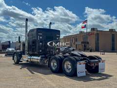 2027 Kenworth W900L photo 4