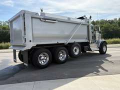 2027 Kenworth W900 photo 10