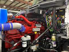 2027 Kenworth T880 photo 6