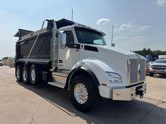 2027 Kenworth T880 photo 2
