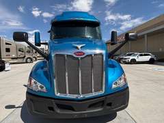 2022 Peterbilt 579 photo 7