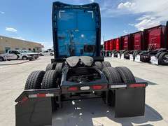 2022 Peterbilt 579 photo 5