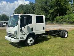 2027 Isuzu NPR-HD photo 2