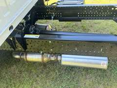 2027 Isuzu NPR-HD photo 6