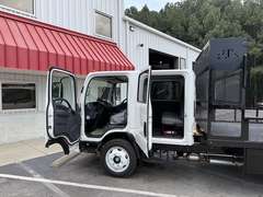 2027 Isuzu NPR-HD photo 6