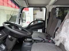 2027 Isuzu NPR-HD photo 7