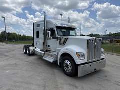 2027 Kenworth W990 photo 1