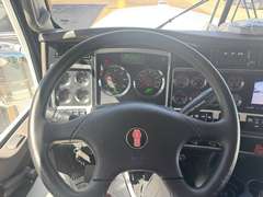 2027 Kenworth W900 photo 9