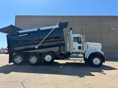 2027 Kenworth W900 photo 4