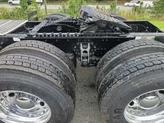 2027 Kenworth W900L photo 4
