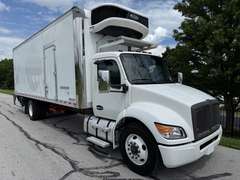 2023 Kenworth T380 photo 1
