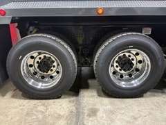 2027 Kenworth T880S photo 4