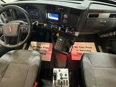 2027 Kenworth T880S PH photo 2