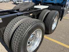 2022 Peterbilt 579 photo 6