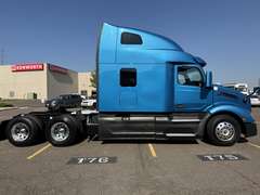 2022 Peterbilt 579 photo 4