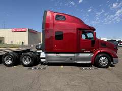 2021 Peterbilt 579 photo 4