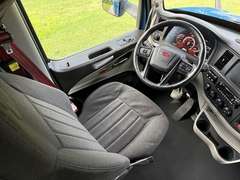 2022 Peterbilt 579 photo 3