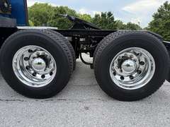 2022 Peterbilt 579 photo 4