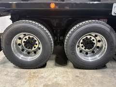 2027 Kenworth T880S PH photo 3