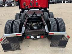 2023 Kenworth T680 photo 4