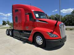 2023 Kenworth T680 photo 1