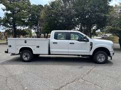 2026 Ford F250 photo 2
