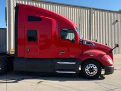 2022 Kenworth T680 photo 2