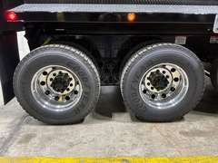 2027 Kenworth T880S photo 3