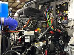 2027 Kenworth T880S photo 5
