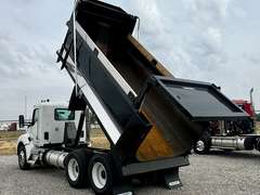 2027 Kenworth T880 photo 10