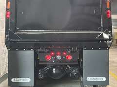 2027 Kenworth T880S photo 4
