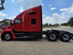 2024 Kenworth T680 photo 8