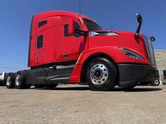 2023 Kenworth T680 photo 8