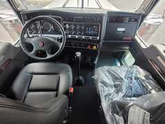 2023 Kenworth W900L photo 3